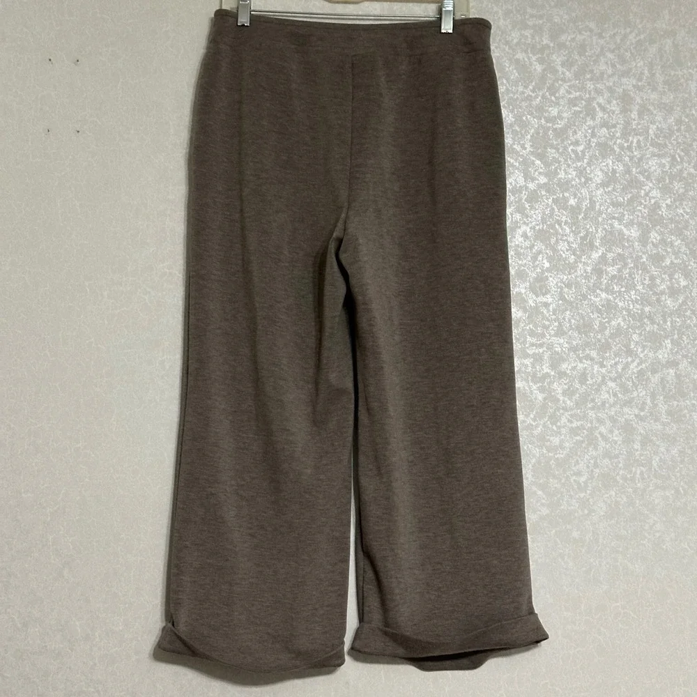 Chico's Weekends Wide Leg Crop Pants Knit Pull On Brown Loungewear Comfy Sz 1‎ M